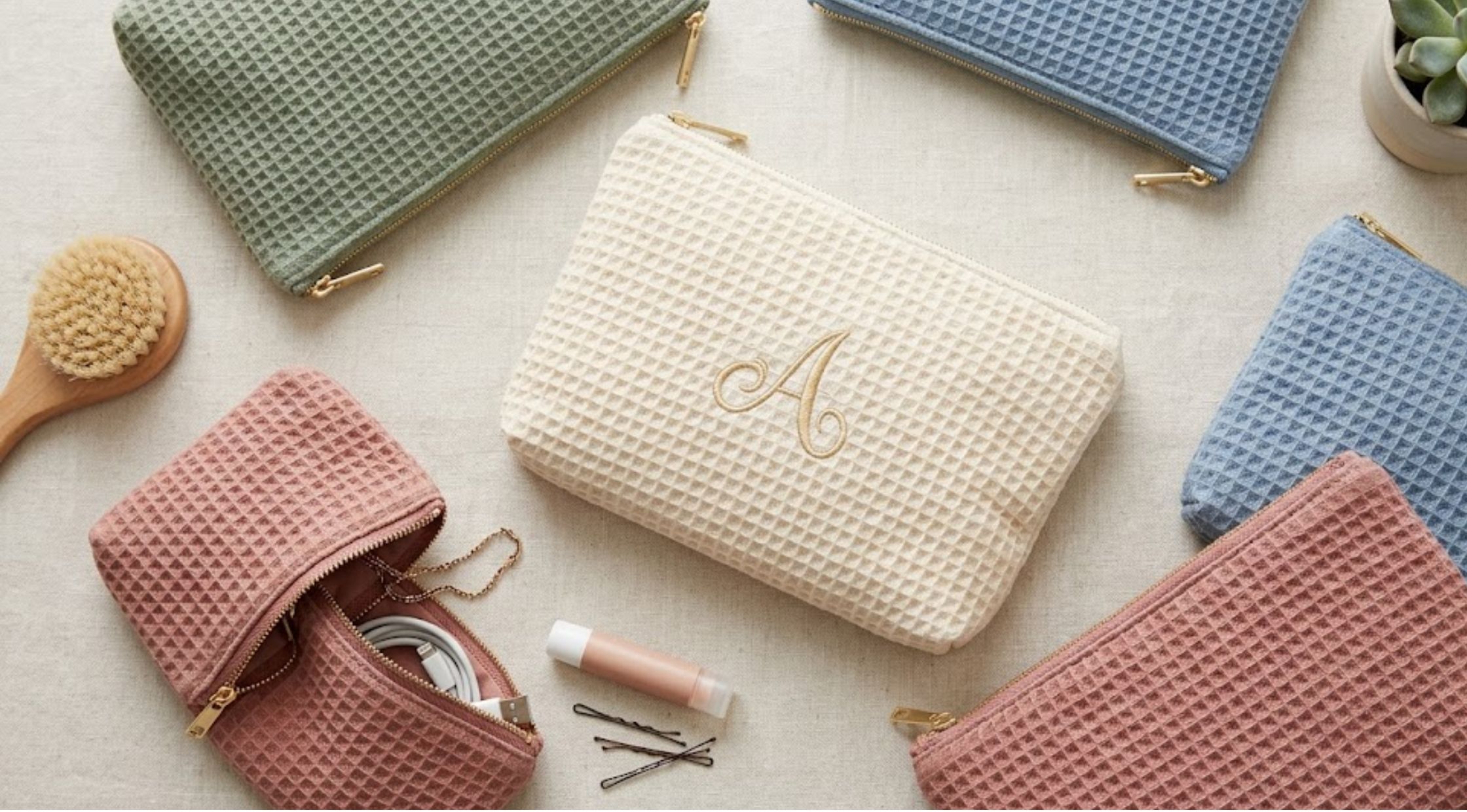 Looking for a Better Way to Stay Organized Why Waffle Pouches Are Becoming an Everyday Essential